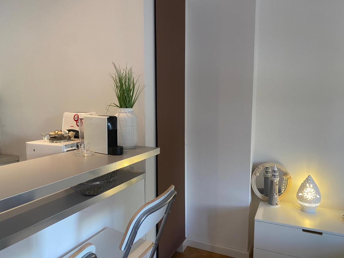Blue Port Apartment In Ujlipotvaros With Free Parking Budapest Ngoại thất bức ảnh