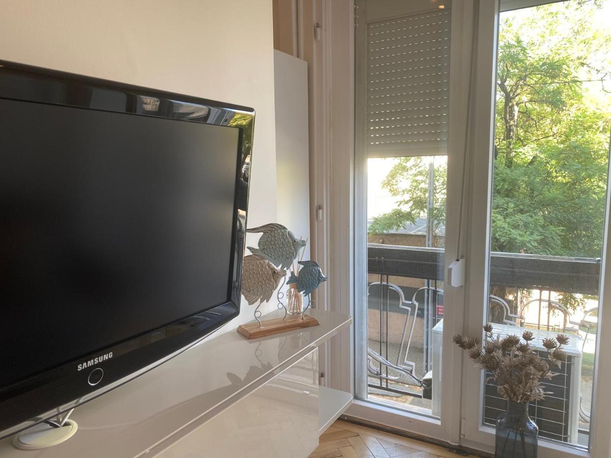 Blue Port Apartment In Ujlipotvaros With Free Parking Budapest Ngoại thất bức ảnh
