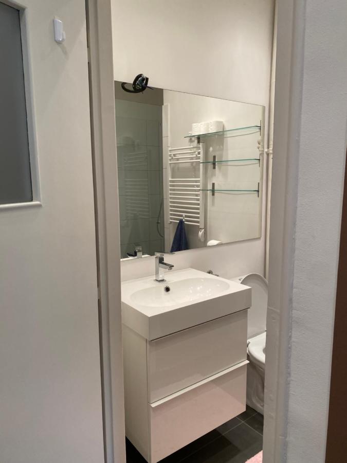 Blue Port Apartment In Ujlipotvaros With Free Parking Budapest Ngoại thất bức ảnh